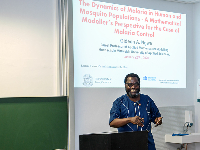 Antrittsvorlesung an der Hochschule Mittweida: Professor Gideon Akumah Ngwa stellt sein Forschungsgebiet vor: die mathematische Modellierung der Verbreitung von Malaria.