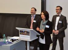 Junge Wissenschaftler der Hochschule führen durchs Programm: André Schneider, Dr. Julia Köhler und Frank Schumann (v.l.)