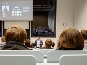 Christoph Jentzsch vom Unternehmen Slock.it im Jahr 2017 beim Vortrag an der Hochschule Mittweida.