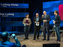 Begrüßen freundlich zum Veranstaltungsbeginn: Philine Ludwig, Rektor Ludwig Hilmer, Dekan Michael Hösel und Stefan Möhrle.