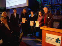Prof. Horst Exner, Preisträger Linda Pabst, Franka Marquardt, Michael Pfeifer und Porf. Gerhard Thiem (v.r.n.l.)