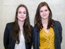 Daniela Möckel (l.) ist neue Volontärin, Danielle Schmitt wird in diesem Jahr die 18-monatige Zusatzausbildung an der MJS beenden.