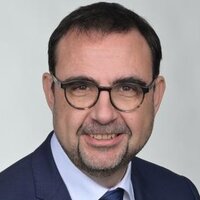 Prof.  Klaus  Holetschek