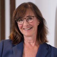 Sabine Kilger
