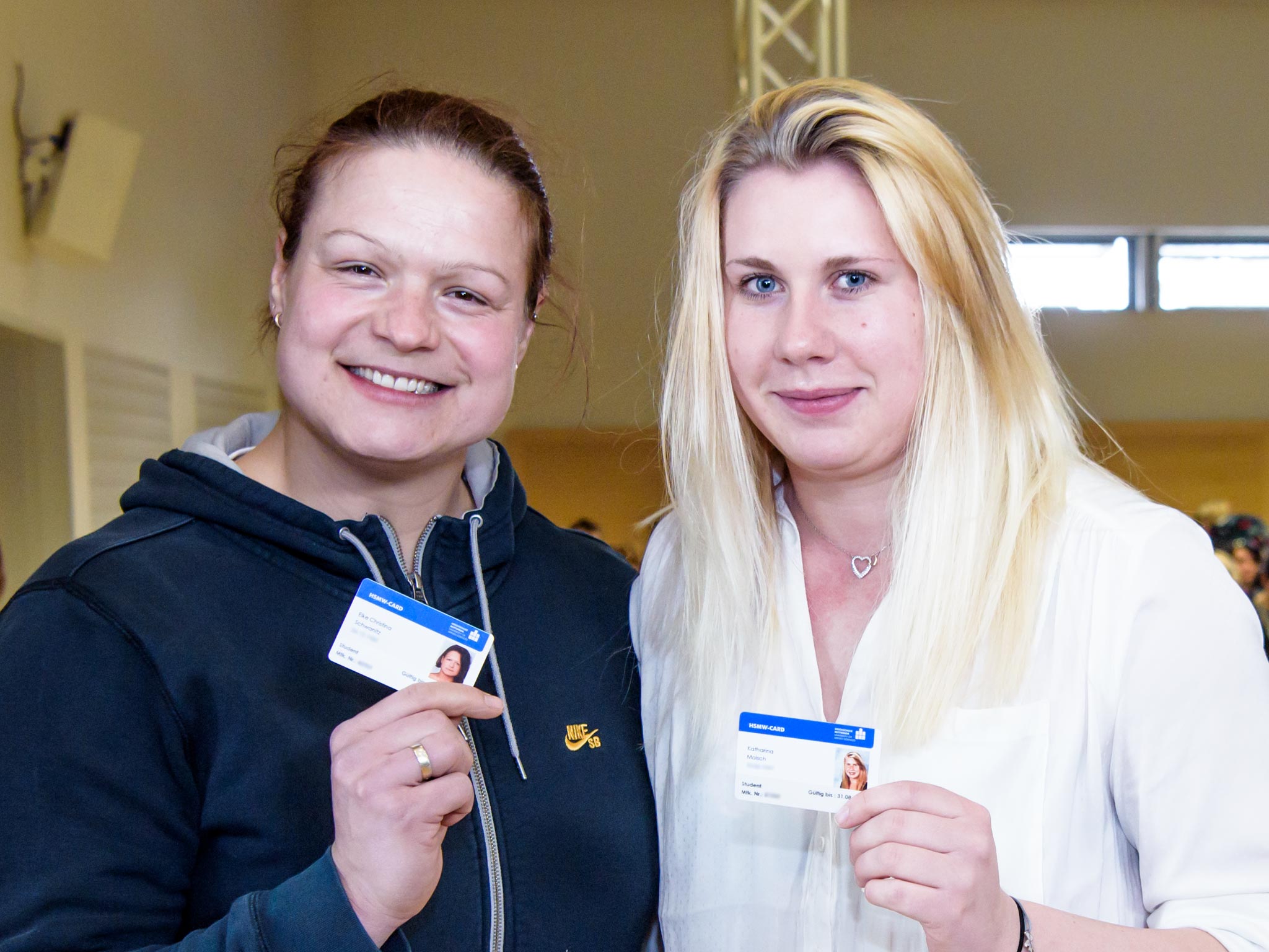 Zwei neue Spitzensportlerinnen an der Partnerhochschule des Spitzensports Mittweida: Weltmeisterin Christina Schwanitz und Katharina Maisch.