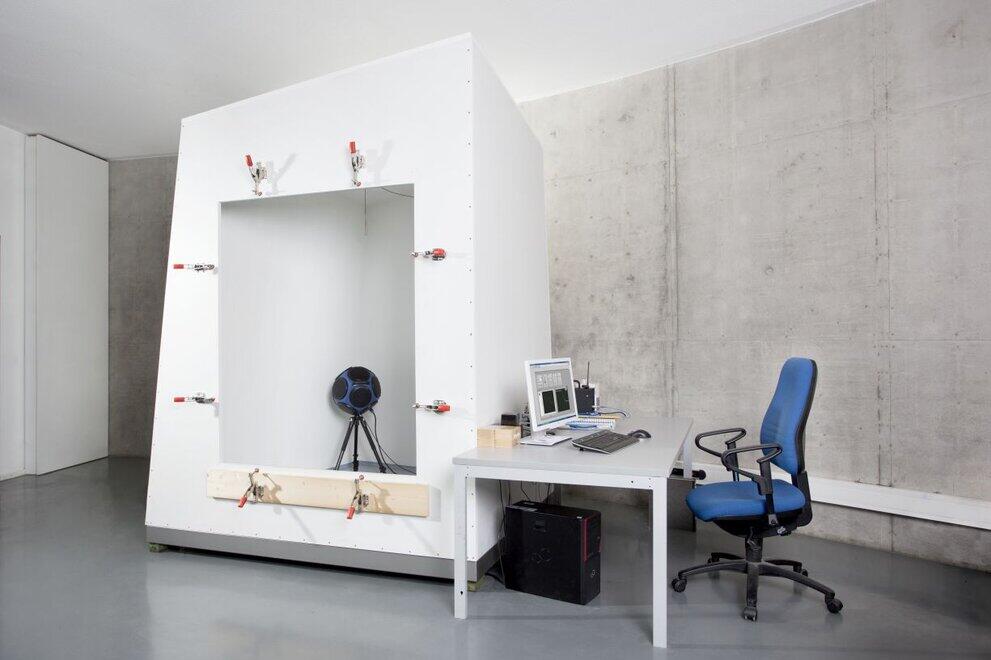 Alpha chamber at Munich University of Applied Sciences in the acoustics laboratory
