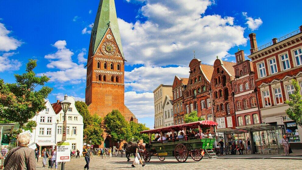 Ansicht des Marktplatzes von Lüneburg.
