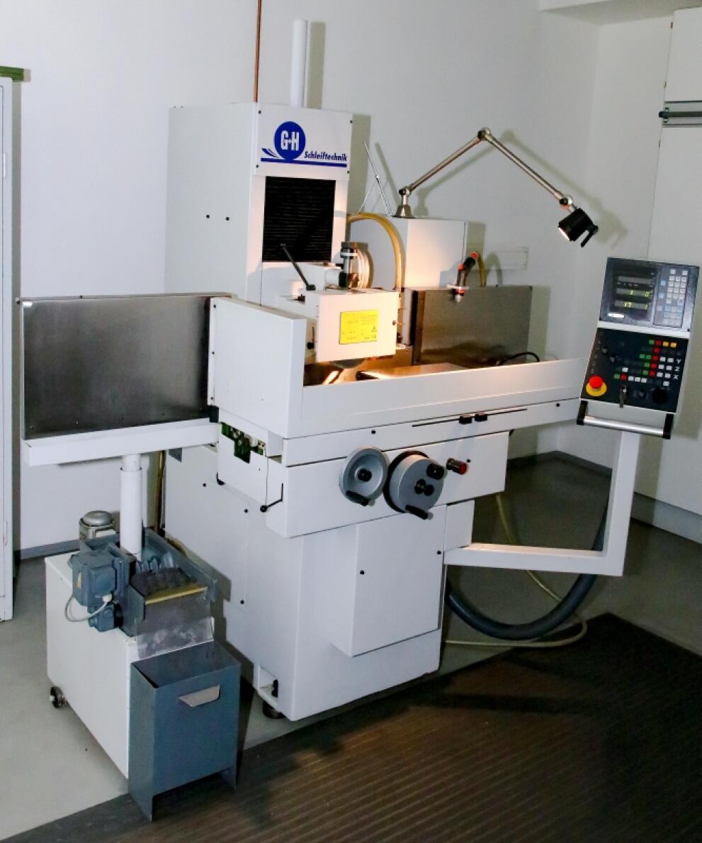 Surface grinder