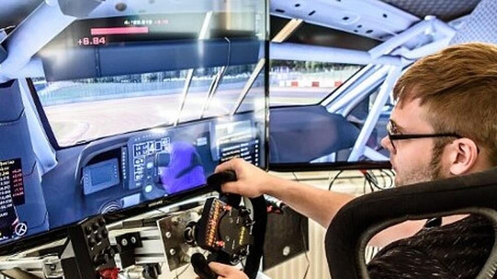 Blick in einen Fahrsimulator